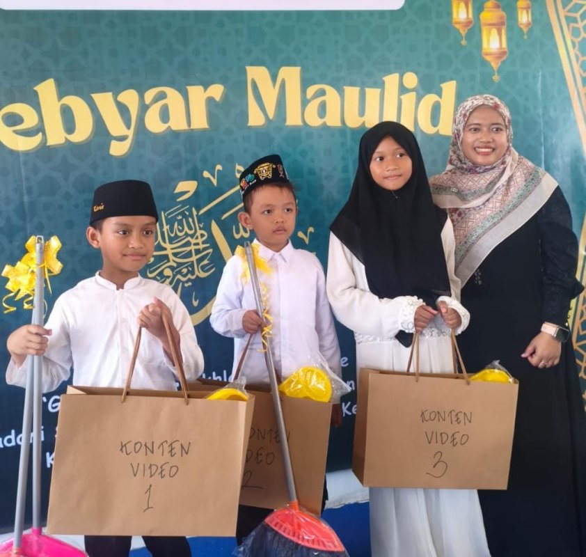Semarak Maulid Nabi Muhammad SAW di SD Islam Al Kautsar, Tanamkan Cinta Rasul dan Kepedulian Sosial